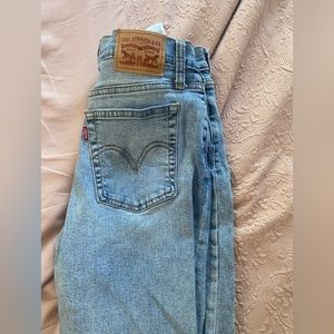 Levi’s Jeans